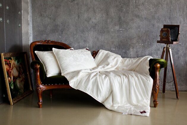 Шелковое всесезонное одеяло Luxury Silk Grass 200х220 см German Grass 75140